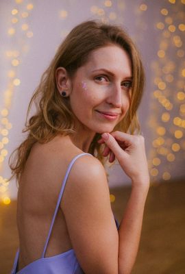 Дьоміна Олена