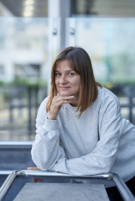 Кухар Валентина