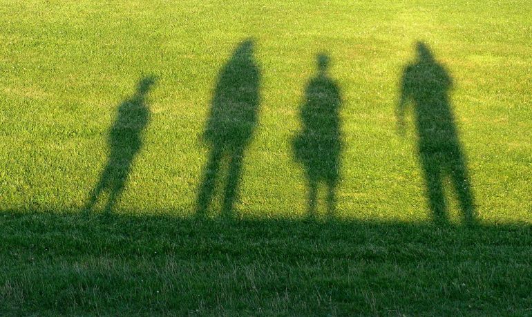 Видеозапись онлайн-лекции «Детско-родительские отношения в период карантина: терапия и жизнь» 